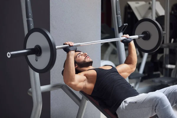 Weightlifter Bodybuilder Lying Bench Lifting Barbell Weight Gym Training Healthy — Stock Photo, Image