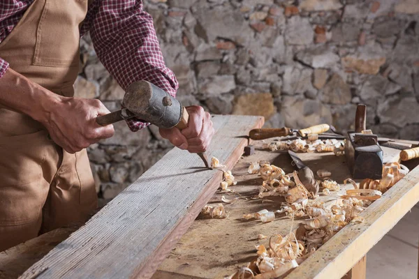 Adult Male Woodworker Wearing Plaid Shirt Overalls Using Chisel Mallet — Stock Photo, Image