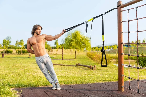 Young Fit Young Man Working Out Garden Park Using Resistance — Stock Photo, Image