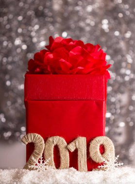 Yeni yıl domuzun karda sembolü 2019 parlak görüntü