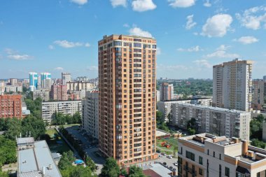 Yaz aylarında Novosibirsk şehrinin panoraması