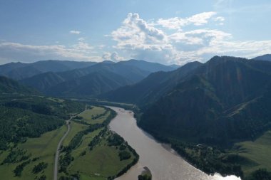 Katun nehri, Altay dağı, yaz ayı Ağustos