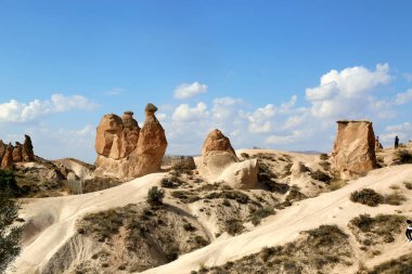 Kapadokya Türkiye 'deki Hayalgücü Vadisi' nde deve şekilli kaya oluşumu. Orta Anadolu 'daki Kapadokya bir Unesco Dünya Mirası, Türkiye