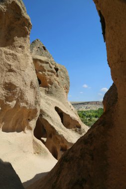 Goreme Milli Parkı, Kapadokya, Türkiye 'deki güzel kaya ve mağaralar. 