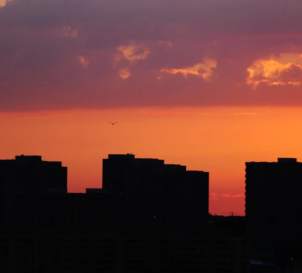 Prachtige zonsondergang in Armenië, Jerevan — Stockfoto