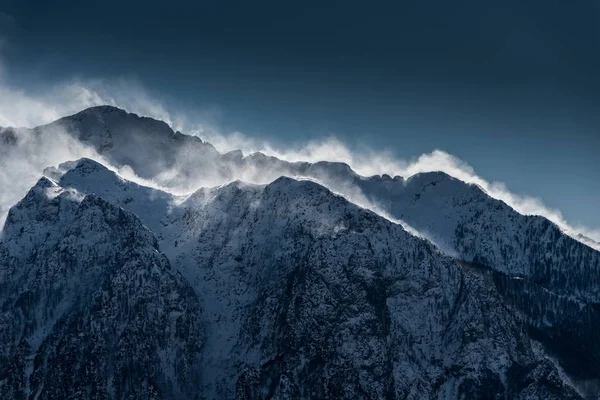 Beautiful High Snowy Foggy Mountains Snow Being Blown Away Wind — Stock fotografie