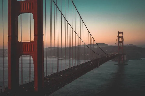 Tiro Aéreo Ponte Golden Gate Durante Belo Pôr Sol — Fotografia de Stock