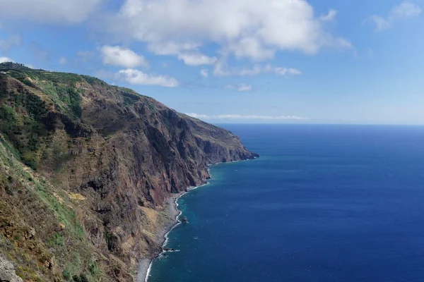 Ein Schöner Blick Auf Meer Und Hügel — Stockfoto