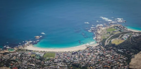 南非开普敦坎普斯湾海岸的空中美丽照片 — 图库照片