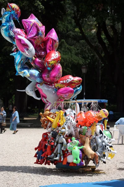 Balões inflados de hélio — Fotografia de Stock