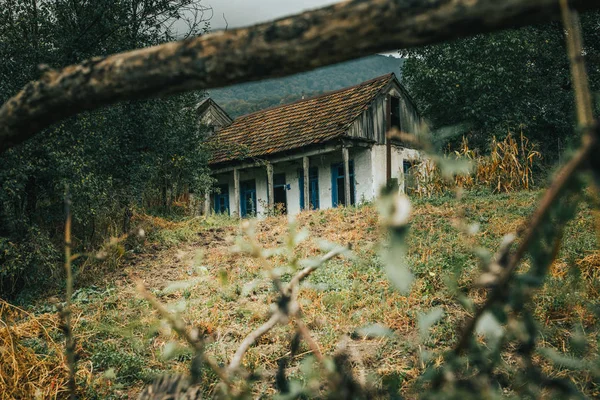 Ein kleines Haus — Stockfoto