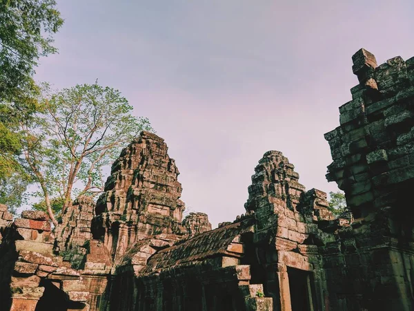 Angkor Wat en Camboya, El viejo templo con miles de historia —  Fotos de Stock