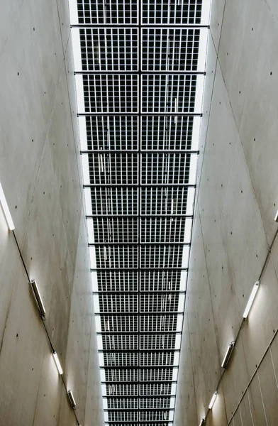 Upshot of a metal open ventage system in a modern building — Stock Image Upshot of a metal open ventage system in a modern building Royalty Free Stock Images