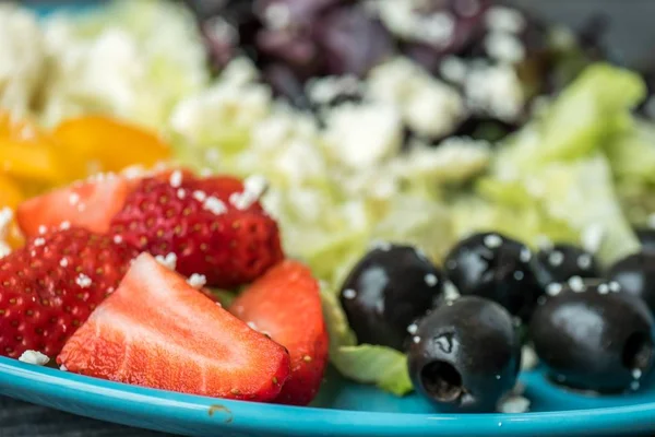 Bir sebze ve meyve salatası Closeup çekim — Stok fotoğraf