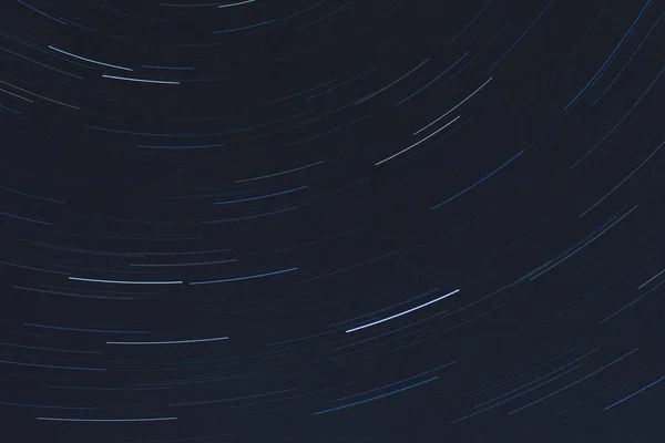 Belichtingsopname van Starlight Trails rotatie behang of achtergrond — Stockfoto
