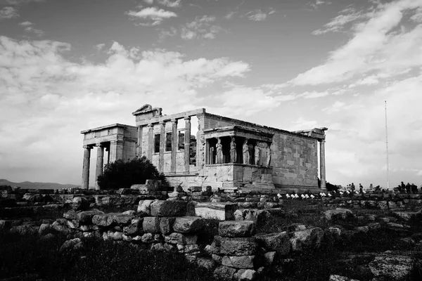 Un antico tempio italiano in pietra — Foto Stock