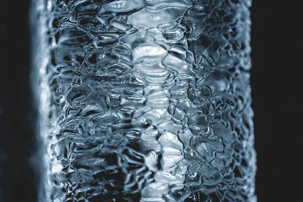 Primer plano de agua congelada con burbujas — Foto de Stock