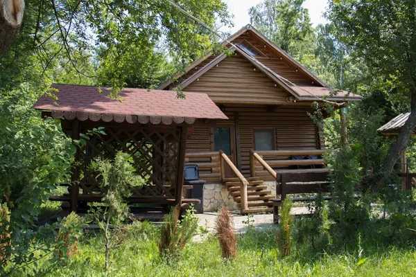 Een Horizontale Brede Opname Van Een Kleine Hut Een Paviljoen — Stockfoto