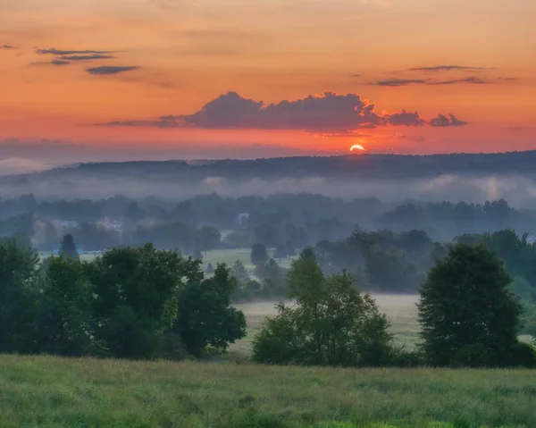 宾夕法尼亚西北部乡村美丽的日出风景 完美的自然背景或墙纸 — 图库照片