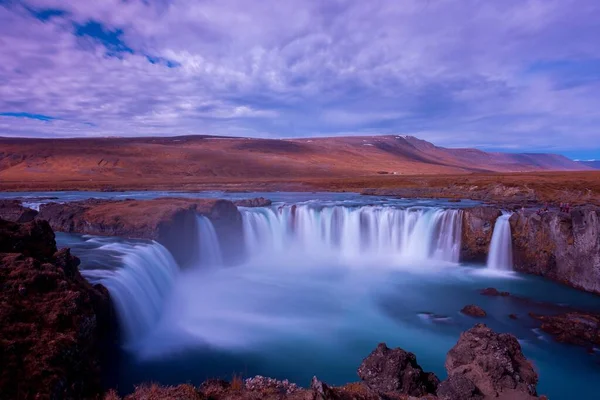 Colpo Orizzontale Godafoss Falls Akureyri Islanda Sotto Cielo Nuvoloso Mozzafiato — Foto Stock