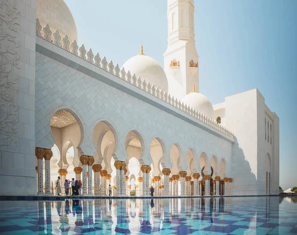 Όμορφη κοντινή φωτογραφία του Sheikh Zayed Grand Mosque Center στο Άμπου Ντάμπι, Uae — Φωτογραφία Αρχείου