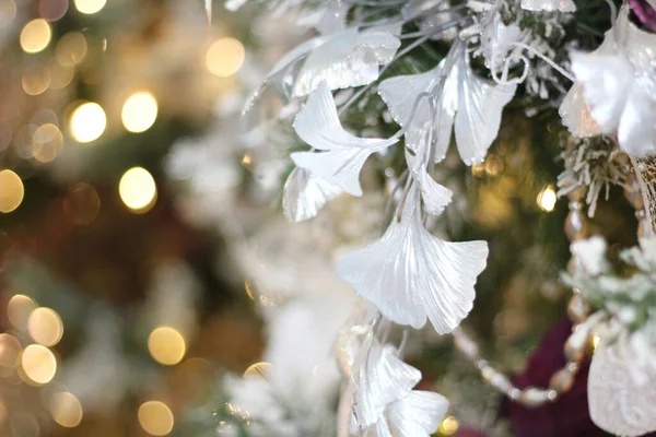 圣诞树装饰的特写镜头 — 图库照片