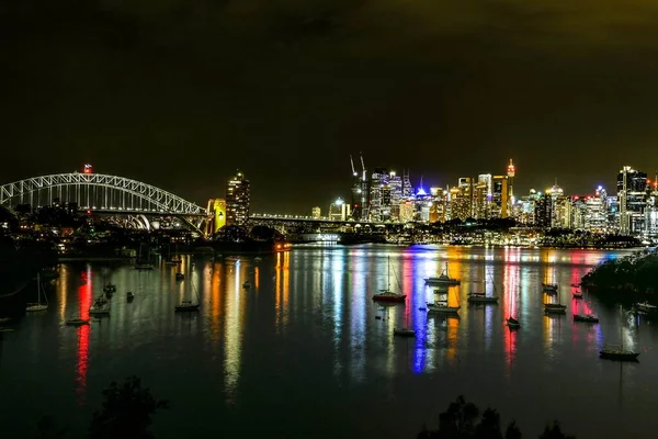 悉尼天际线-夜晚 — 图库照片