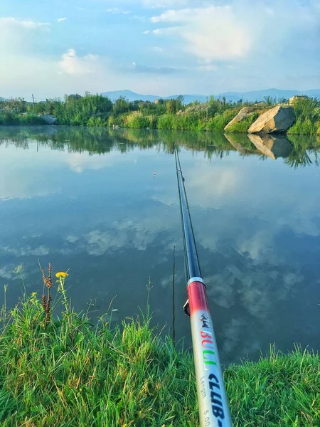 Una Hermosa Toma Del Río Con Carrete Giratorio Primer Plano — Foto de Stock