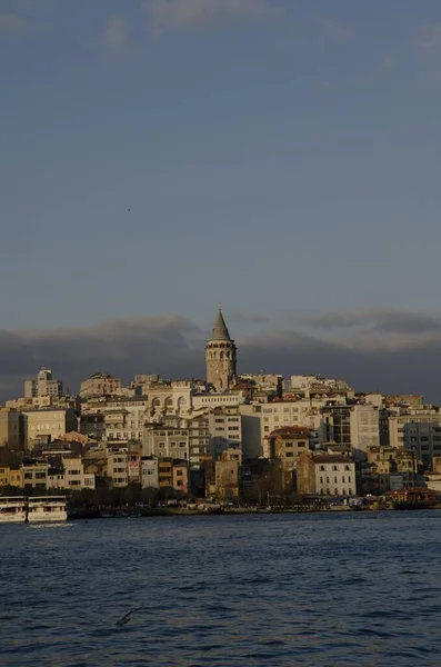 Det Gyllene Hornet Och Galatatatastornet Istanbul Turkiet — Stockfoto