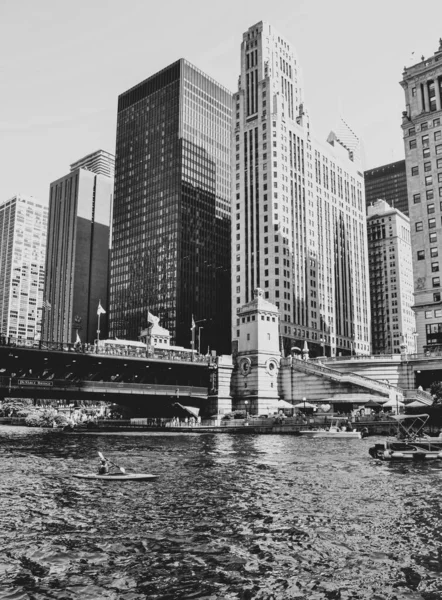 Снимок Чикагских Небоскребов Масштабе Серого — стоковое фото