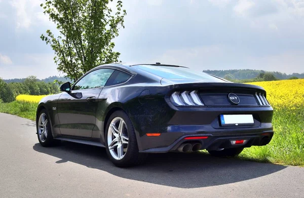 Kiel Germany May 2020 Black Ford Mustang Sports Car Front — Stock Photo, Image