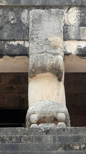 メキシコのチチェン イッツァにあるククルカン寺院 — ストック写真