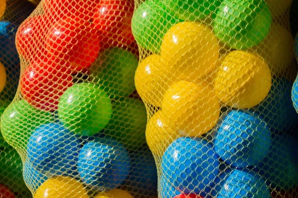 Bolas Coloridas Nas Cestas — Fotografia de Stock