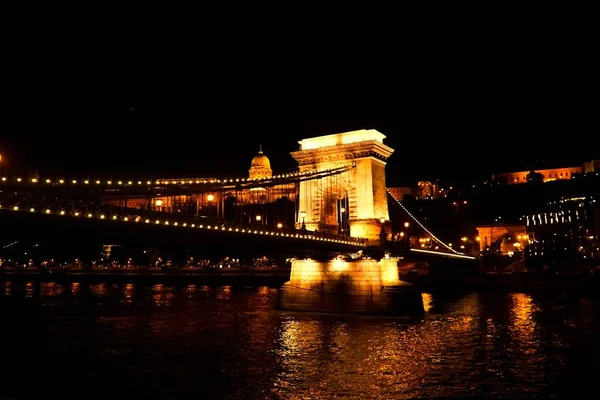 Чудовий Міст Ланцюг Сеченьї Ланчід Вночі Прекрасному Будапешті Угорщина — стокове фото