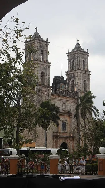 Iglesia Parque Del Cantón Francisco Rosado Valladolid — Foto de Stock