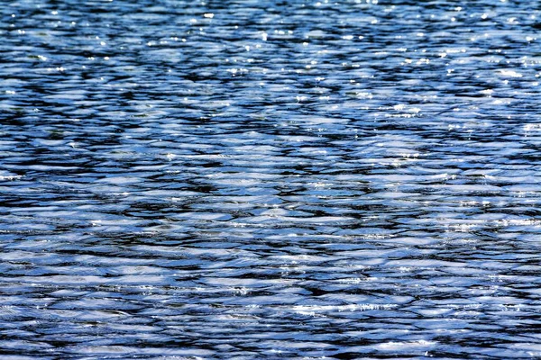 Una Toma Alto Ángulo Del Reflejo Del Sol Agua —  Fotos de Stock