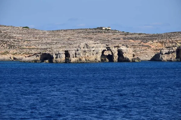 Comino Malta 2014 Október Meredek Magas Sziklák Máltai Comino Sziget — Stock Fotó