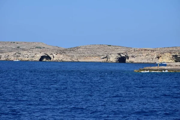 Comino Malta Octubre 2014 Grandes Acantilados Alrededor Costa Isla Comino — Foto de Stock