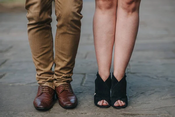 Primer Plano Piernas Masculinas Femeninas — Foto de Stock