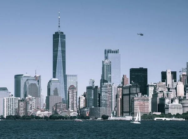Battery Park City New York City Usa Med Klarblå Himmel — Stockfoto