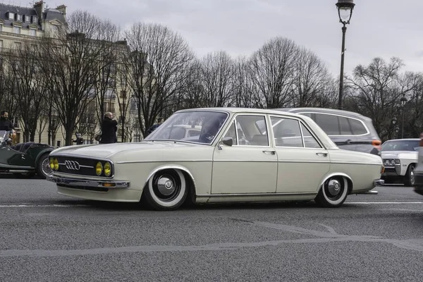 Paris France Jan 2020 Old Audi 100 Stance Style Custom — Stock Photo, Image