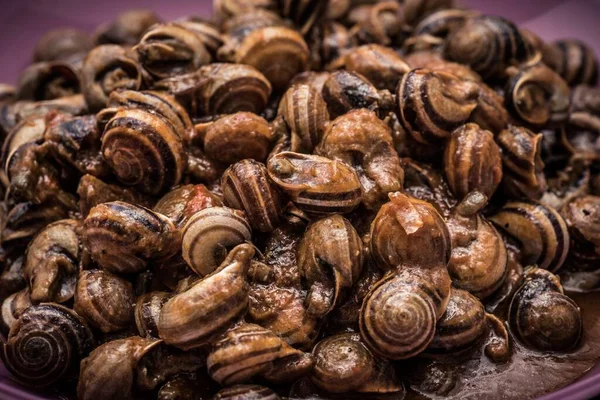 Closeup Shot Dish Consisting Snails Marinated Hot Sauce — Stock Photo, Image