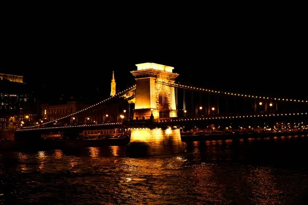 Magnífica Ponte Chain Szechenyi Lanchid Noite Bela Budapeste Hungria — Fotografia de Stock