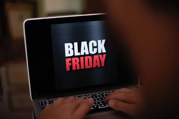 Tiro Foco Seletivo Laptop Com Black Friday Tela — Fotografia de Stock