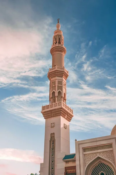 Fantástico Tiro Vertical Mesquita Maghfirah Nos Emirados Árabes Unidos — Fotografia de Stock