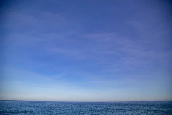 Paysage Marin Avec Horizon Mer Ciel Bleu — Photo