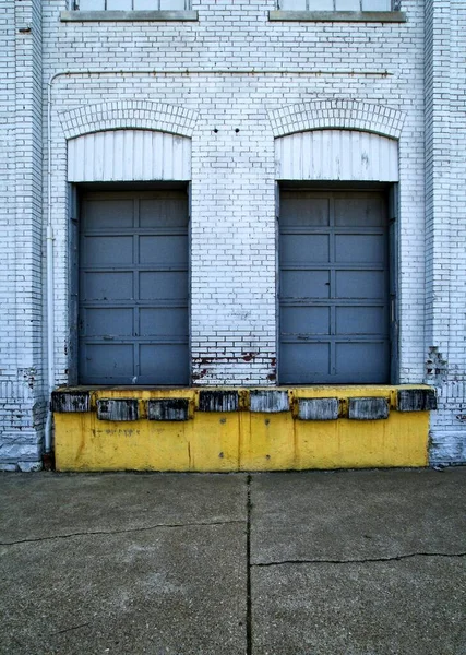 Louis United States Jun 2019 Photo Blue Loading Dock Doors — Stock Photo, Image