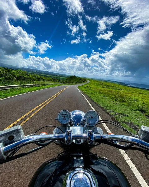 Landscapes with motorcycle images libres de droit, photos de Landscapes with  motorcycle | Depositphotos