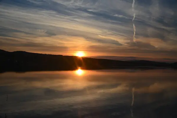 Beautiful Sunset Scenery Lake Reflections Water — Stock Photo, Image