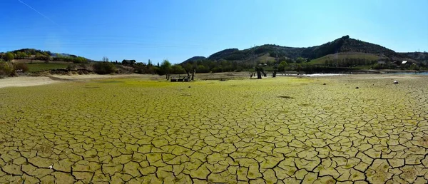 Cracked Earth Drying Lake — Stock Photo, Image